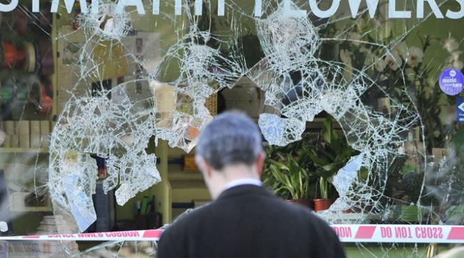 factura uriasa a revoltelor din anglia costurile vor depasi 220 de milioane de euro