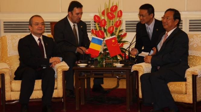 emil boc in china excelenta colaborare politica trebuie sa fie fructificata si in plan economic