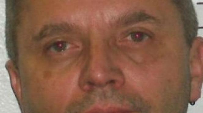 traia cu 154 de serpi in casa un american a fost arestat dupa ce a fost muscat de una dintre reptile video