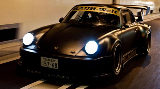 tuning pentru porsche 911 cu infuzie de hentai de la rauh welt begriff