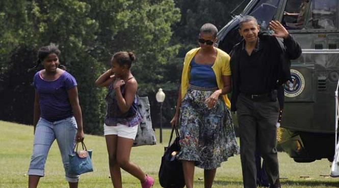 tabloidele spun ca michelle obama cheltuieste prea mult pe vacante
