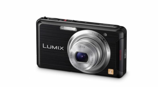 lumix fx90 cu conexiune wifi si conectare la facebook