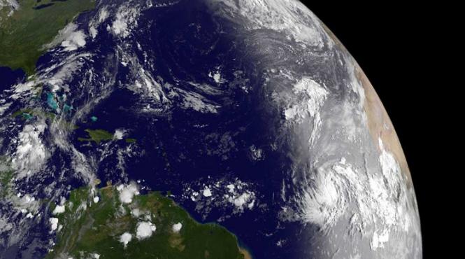 katia calca pe urmele irenei uraganul a fost clasat in categoria i