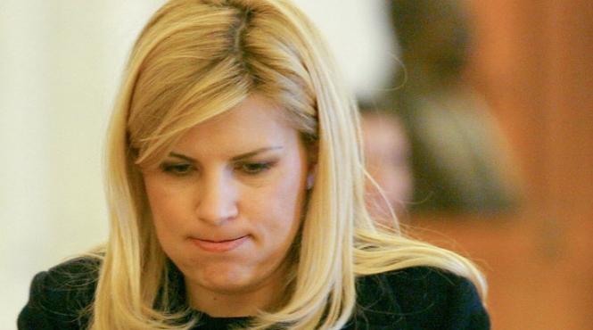 udrea peste un milion de romani primesc ilegal pensii si ajutoare