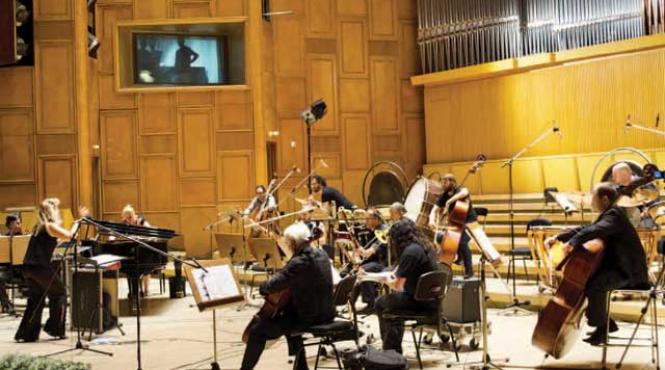 hyperion international aplaudat de peste 200 de tineri