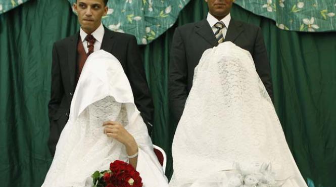 cea mai tare meserie din lume dezvirginator atentie are si riscuri mari