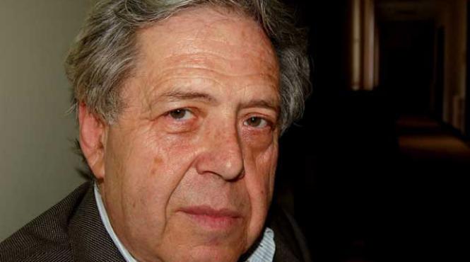 dan simovici romanul care a castigat o batalie impotriva cancerului