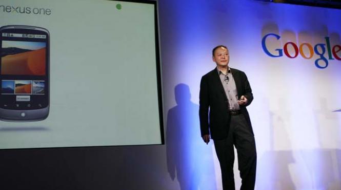 razboiul gadgeturilor la apogeu google s a raliat htc si samsung in batalia cu apple