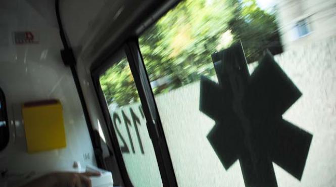 trei copii au fost raniti usor dupa ce bucati de tencuiala de pe o cladire din cluj a cazut peste ei