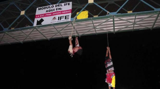 doi bloggeri mexicani mutilati si spanzurati de traficantii de droguri