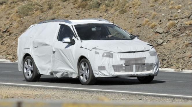 galerie spion renault megane facelift