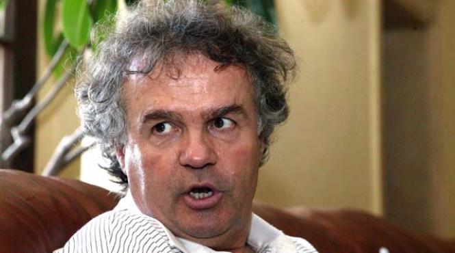 racnetul lui ilie dobre a intrat in cartea recordurilor cel mai lung goooool dintr o singura suflare