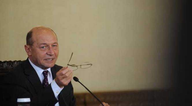 basescu specializat in condamnari