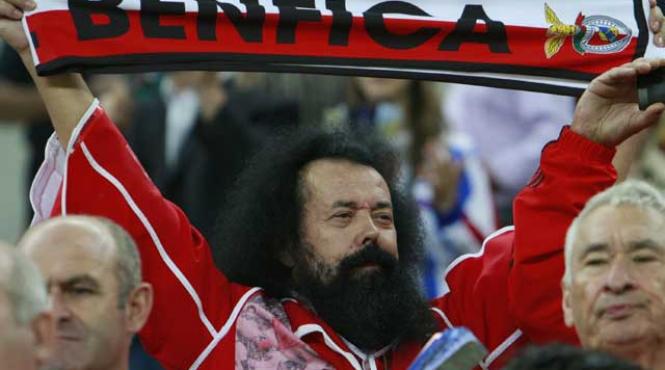 deznodamant previzibil otelul benfica 0 1