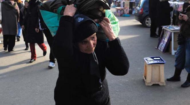 patru din cinci romani nu se mai incred in fortele proprii vezi ce varste au suferinzii si captivii romaniei