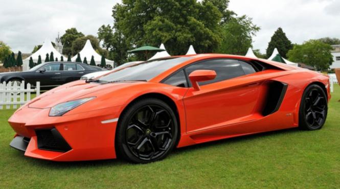 aventador versus gt r r35