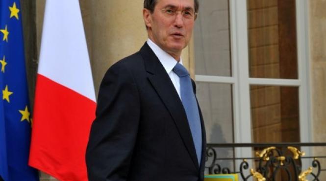 ministrul francez de interne ii ataca pe romani se folosesc de copii ca sa faca bani