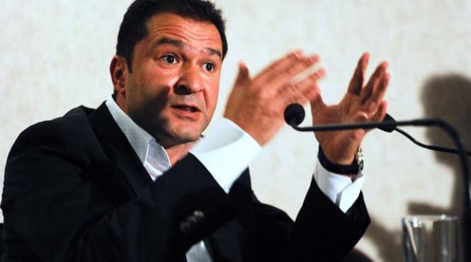 elan schwartzenberg incearca sa impiedice preluarea realitatea tv de catre sebastian ghita prin intermediul cna