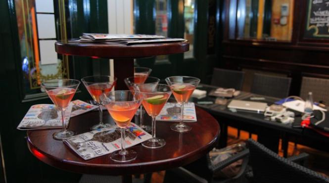 un altfel de cocktail in centrul vechi al capitalei