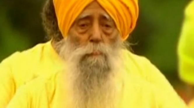 un atlet centenar ar putea intra in istorie daca incheie proba de maraton video