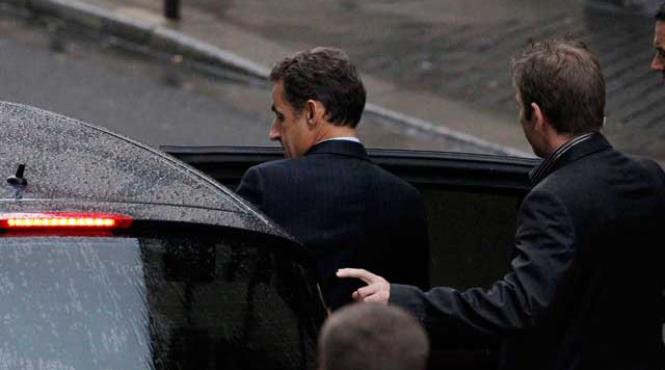 carla bruni a nascut o fetita