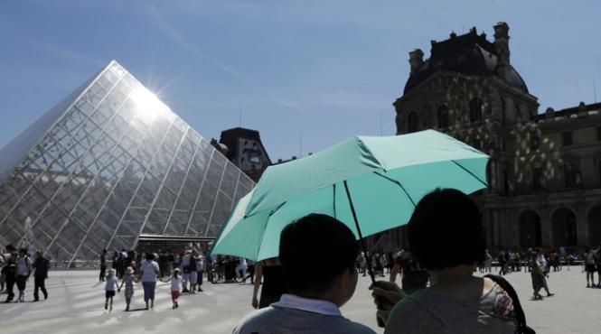 marile muzee ale lumii se muta la abu dhabi