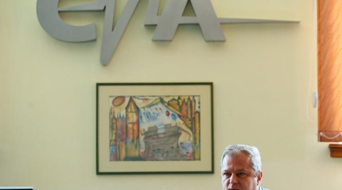 cna trage oblonul la rtv rtv trebuie sa si intrerupa emisia pana in momentul autorizarii rasvan popescu presedinte cna exclusiv