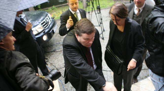 jeffrey franks traim vremuri incerte ne intrebam care va fi urmatoarea tara care va cadea