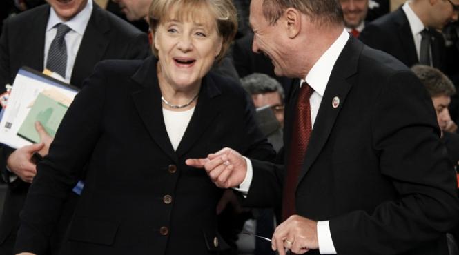 basescu se intalneste cu angela merkel pe 10 noiembrie la berlin