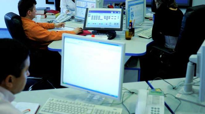 angajatul roman spionat si in dormitor sefii iti afla instantaneu orice secret