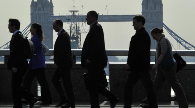 imperiul imobiliar britanic al lui gaddafi evaluat la un miliard de lire sterline