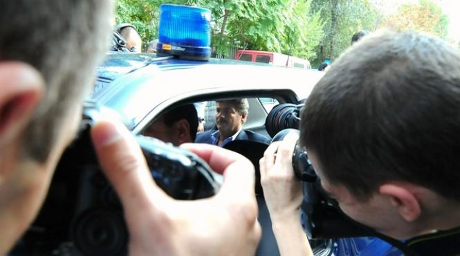 vintu si liviu luca retinuti pentru 24 de ore