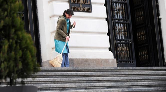 inflatia ar putea scadea la 3 3 in acest an