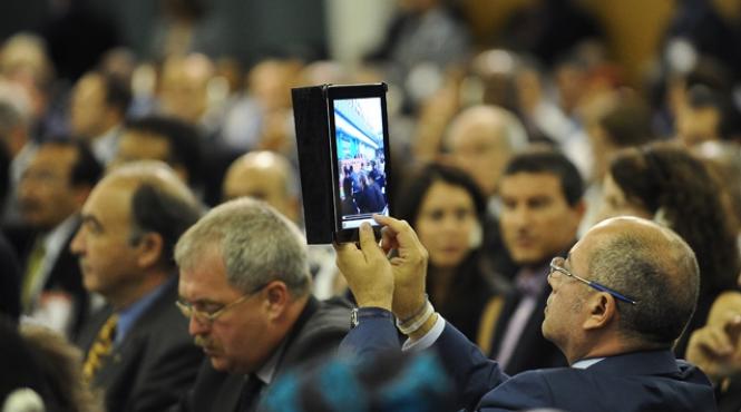 angajatii rtv vor primi ipad uri pentru racolarea de telespectatori