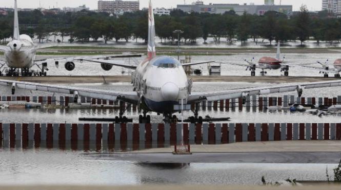 pilotul unei aeronave cu 192 de oameni la bord era drogat inaintea zborului