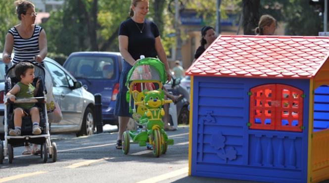 romania in urma bulgariei in topul tarilor in care mamele ar vrea sa si creasca copiii