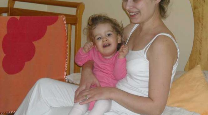 la 2 ani daria nu vorbeste nu sta in fund nu merge