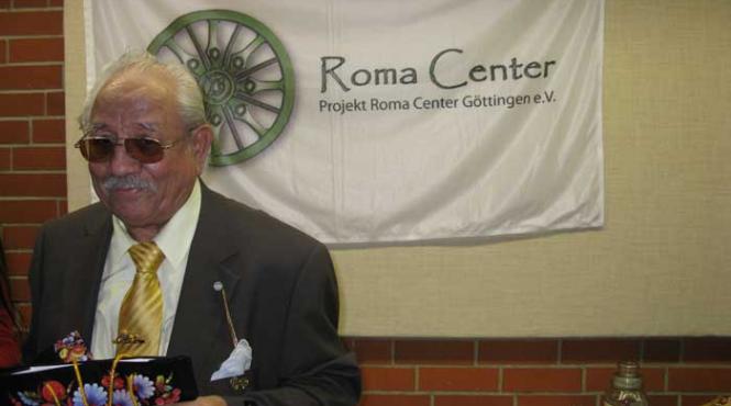 tiganul care a dus holocaustul in scolile germane