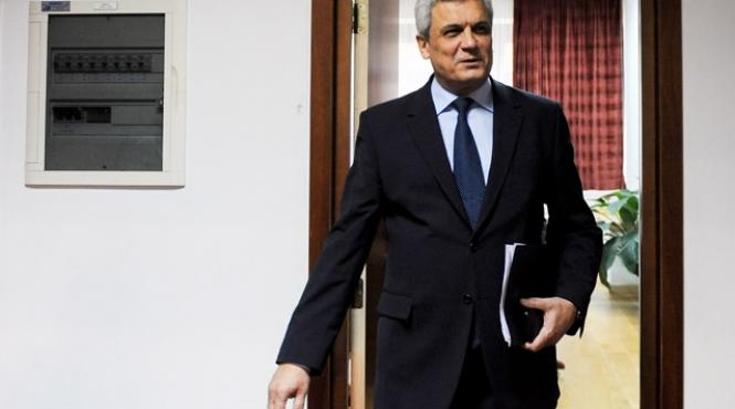prima victima a fmi ariton l a dat afara pe seful de la privatizare