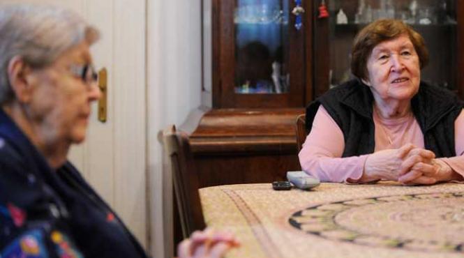 de vorba cu surorile coposu despre plasa securitatii sase veterani taranisti il supravegheau pe cornel