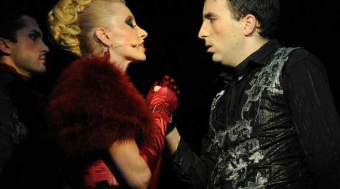 musical despre sfarsitul lumii