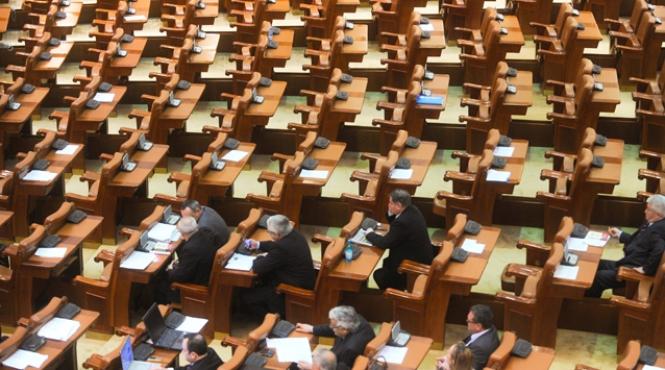 opozitia a parasit camera deputatilor acuzand manevre ale puterii la votul legii asistentei sociale