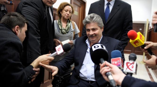 csm reclama la cna mediatizarea jignirilor lui vintu la adresa procurorilor idioti si dobitoci sunt termenii prin care vintu a degradat imaginea magistratilor