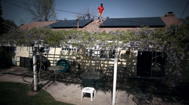 cu un pas in viitor peste 26 000 de romani au locuinte cu panouri solare vezi care tari ne au luat o inainte