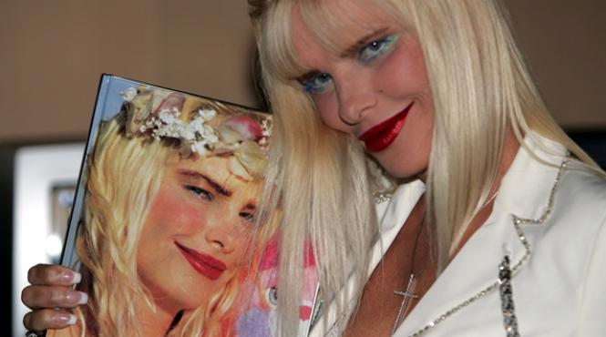 cicciolina revine in politica si aspira la postul de primar al orasului monza