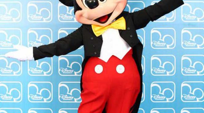 magicele personaje disney sosesc in romania