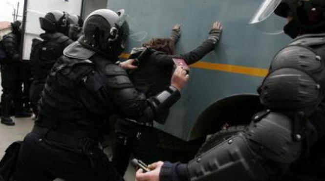 descinderi in suceava si botosani sunt vizate persoane suspectate de contrabanda cu tigari