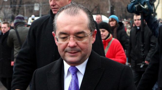 boc huiduit la alba iulia simpatizantii pdl terminati mai nesimtitilor