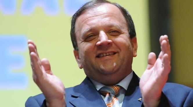 gheorghe flutur proiectul pentru comasare cuprinde restrictia de a candida la mai multe functii alese nominal