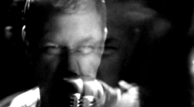 vezi videoclipul cinematografic semnat de darren aronofsky pentru lou reed si metallica